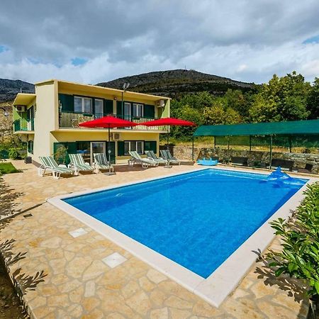 Holiday Home Cherry Tree Zrnovnica Luaran gambar