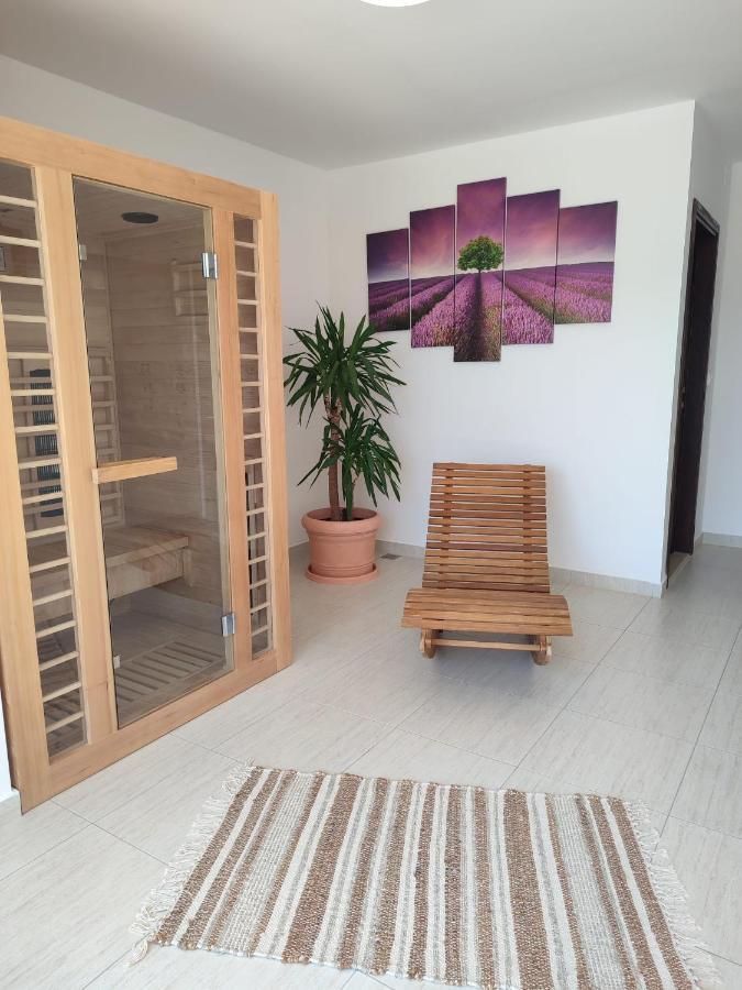 Holiday Home Cherry Tree Zrnovnica Luaran gambar
