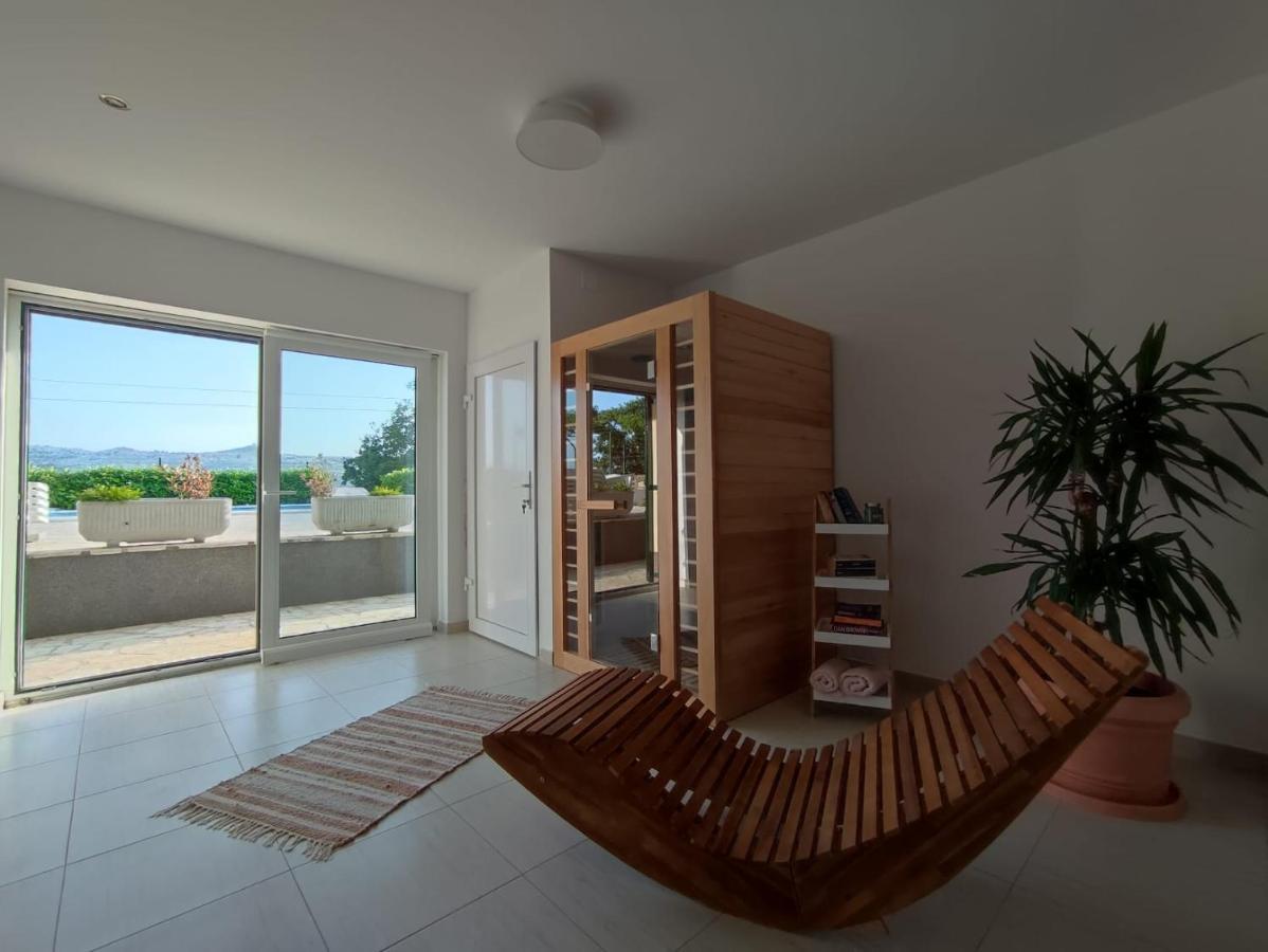 Holiday Home Cherry Tree Zrnovnica Luaran gambar